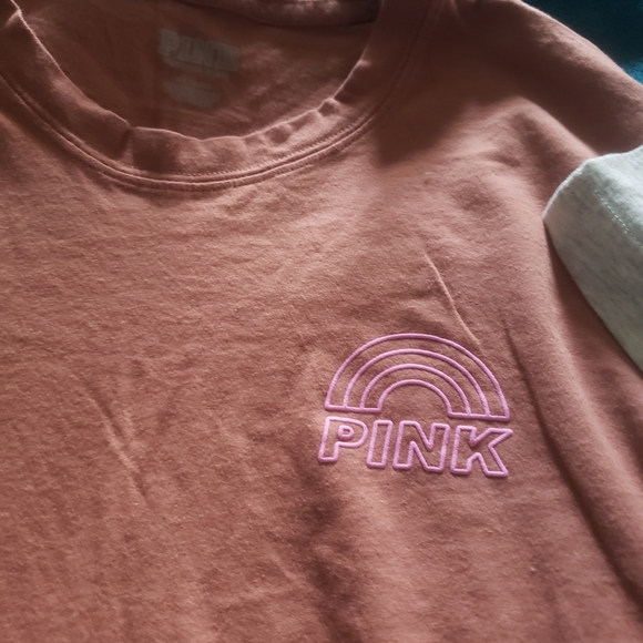 💥💥3 PIECE VICTORIA'S SECRET PINK SHIRT SET💥💥 - Picture 2 of 5